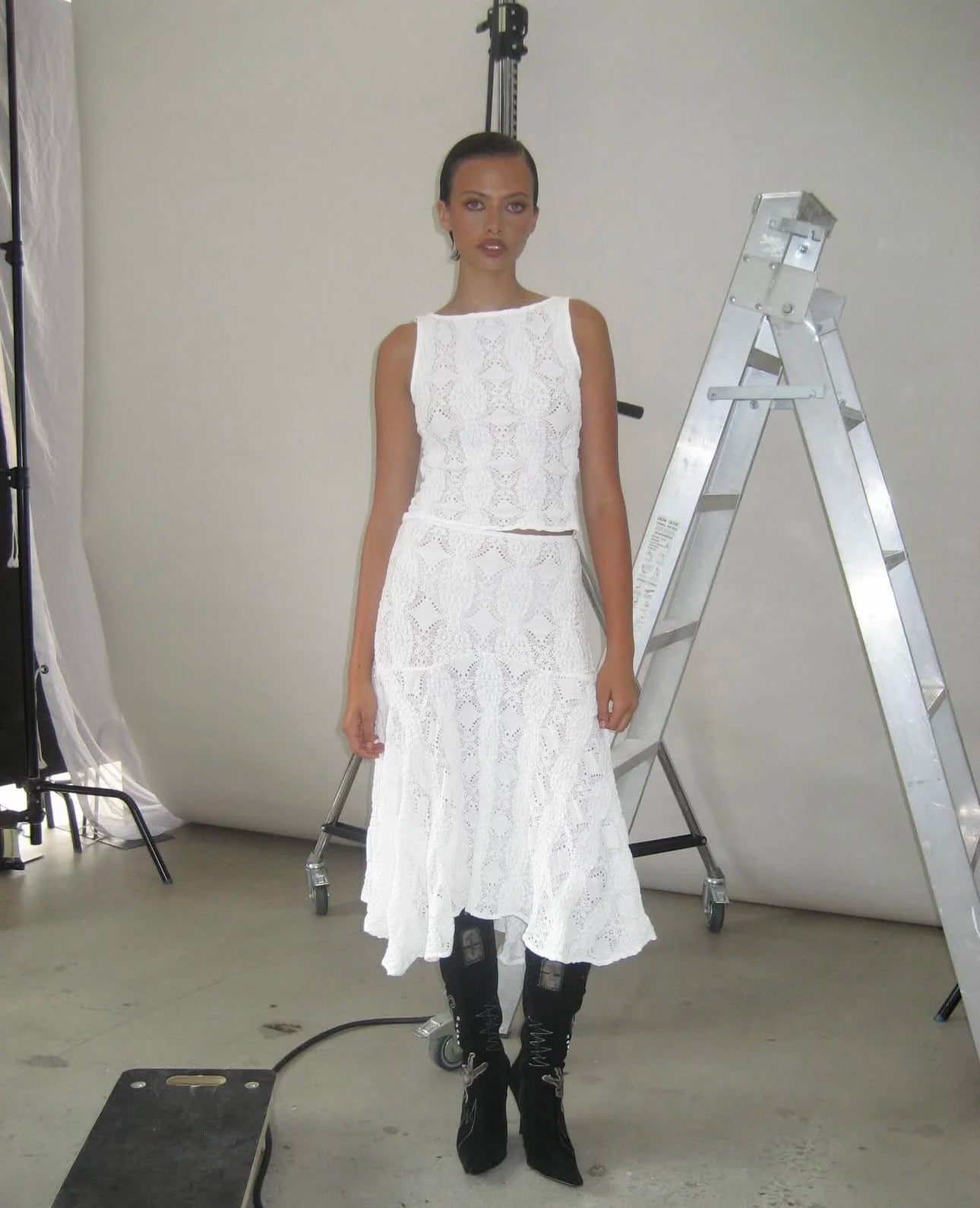 withjean hollow knit top vest high waist skirt