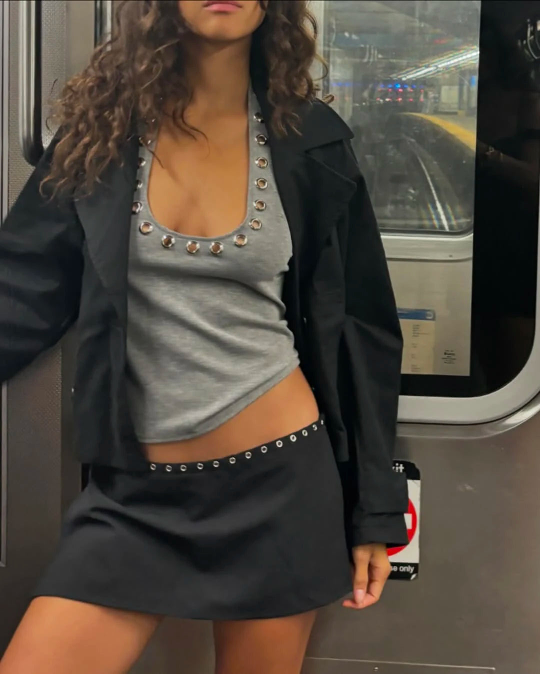 Honey honey black low-rise mini side slits A-line skirt