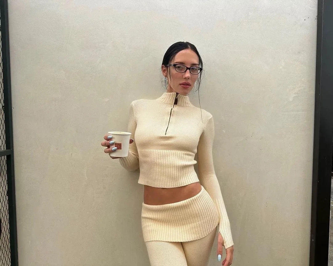 Frankies beige knit sweater top & Shorts