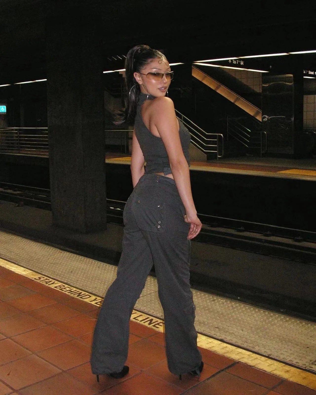 JL grey zipper pocket cargo tank top