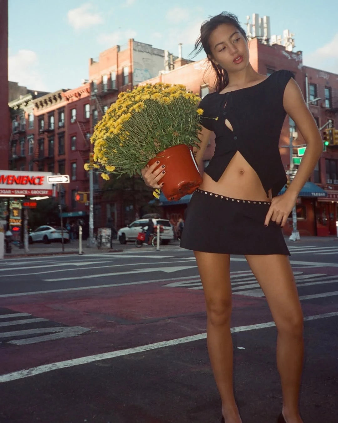 Honey honey black low-rise mini side slits A-line skirt