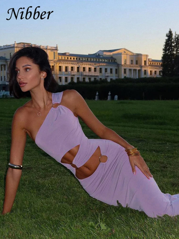 Ruby Hollow Ring Clasp Dress